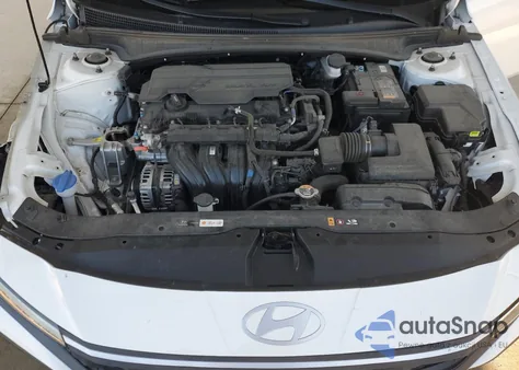 2024 Hyundai Elantra Sel from USA, damaged, VIN KMHLM4DG4RU820650